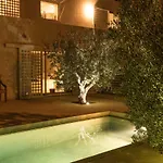 Mandine Bed & Breakfast *