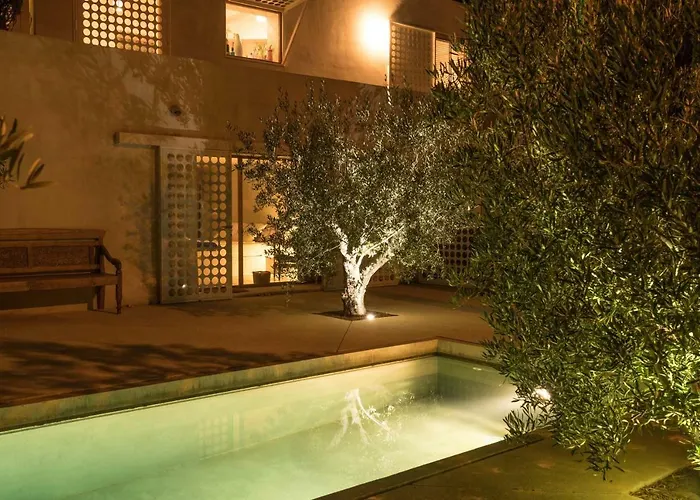 Mandine Bed and Breakfast *